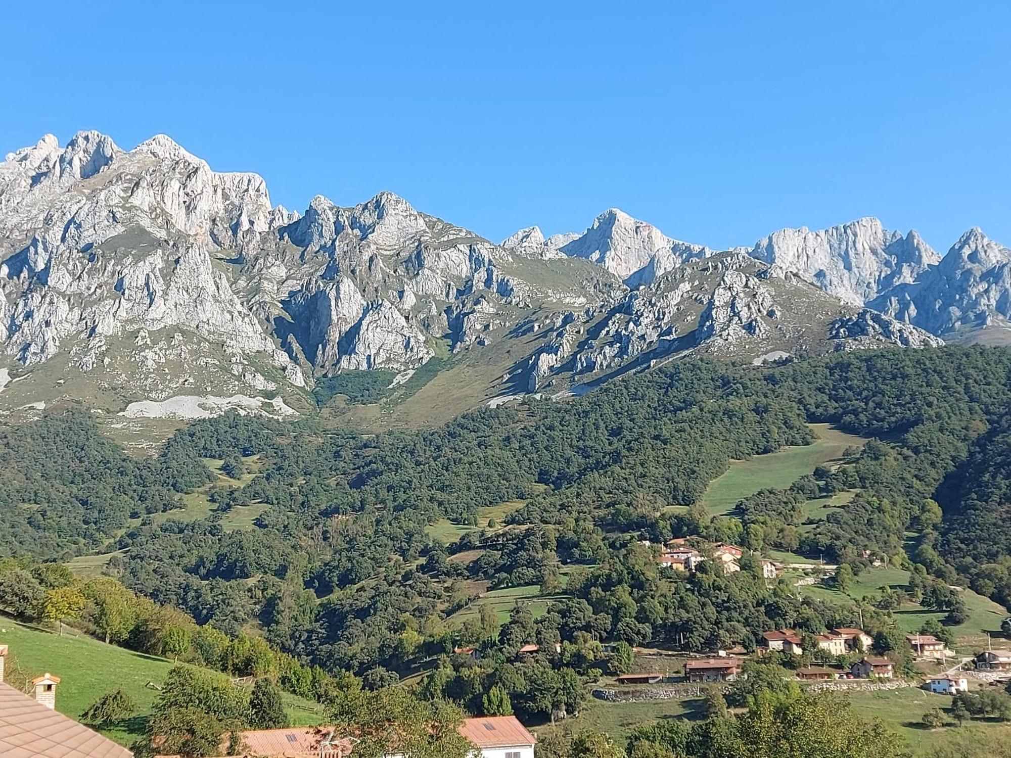 Apartamentos Rurales Los Picos De Redo Camaleño Kültér fotó