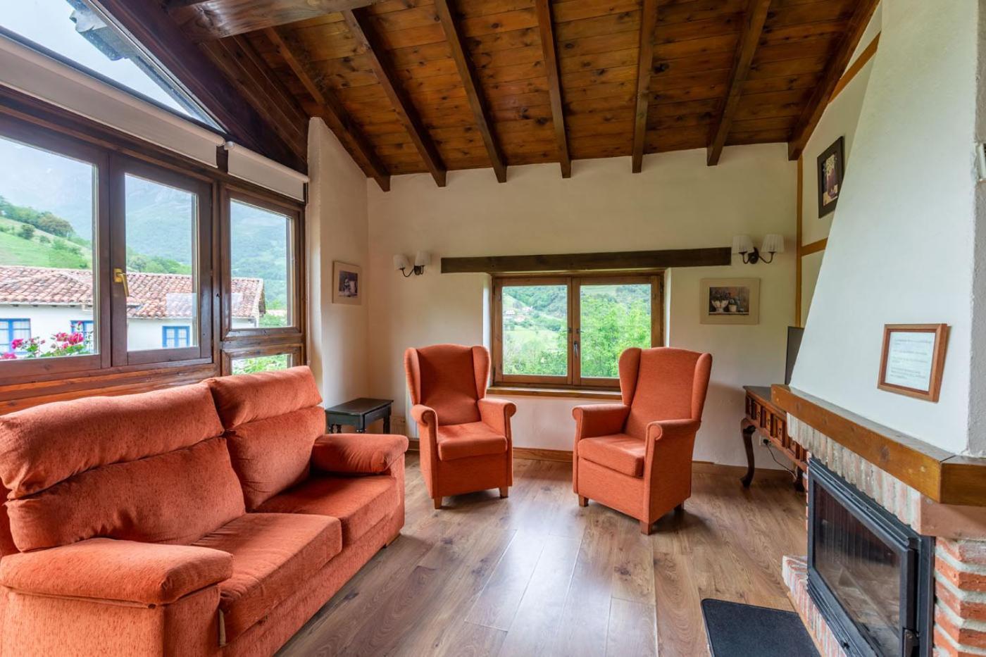 Apartamentos Rurales Los Picos De Redo Camaleño Kültér fotó