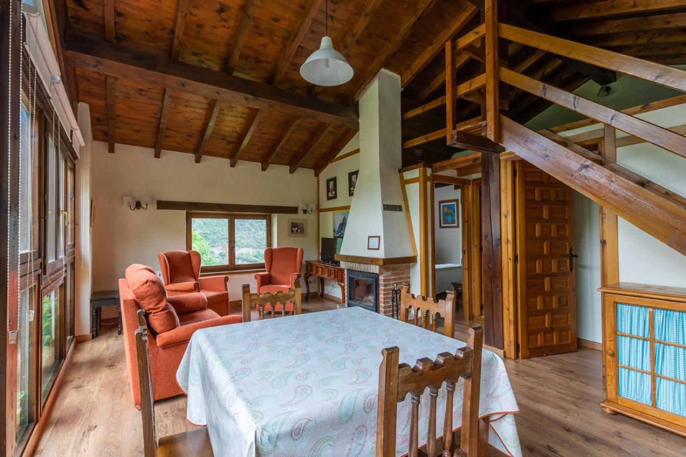 Apartamentos Rurales Los Picos De Redo Camaleño Kültér fotó