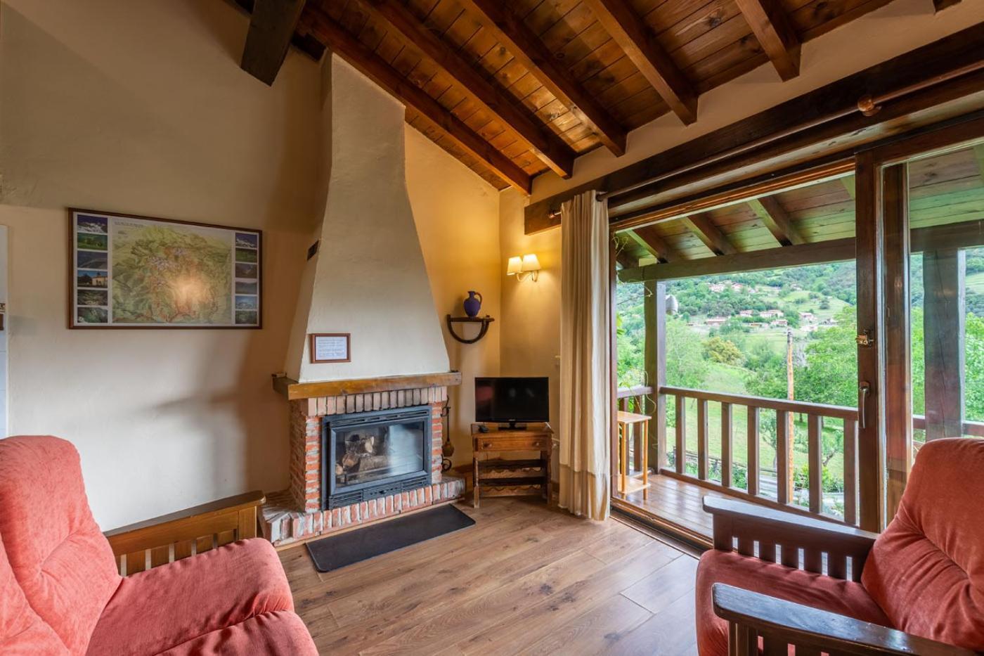 Apartamentos Rurales Los Picos De Redo Camaleño Kültér fotó
